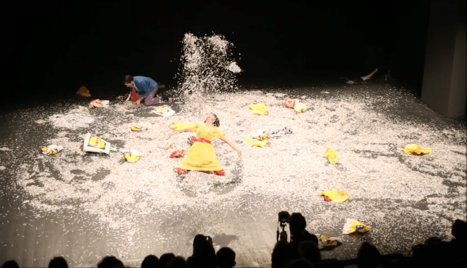 apollo 18 irene confetti